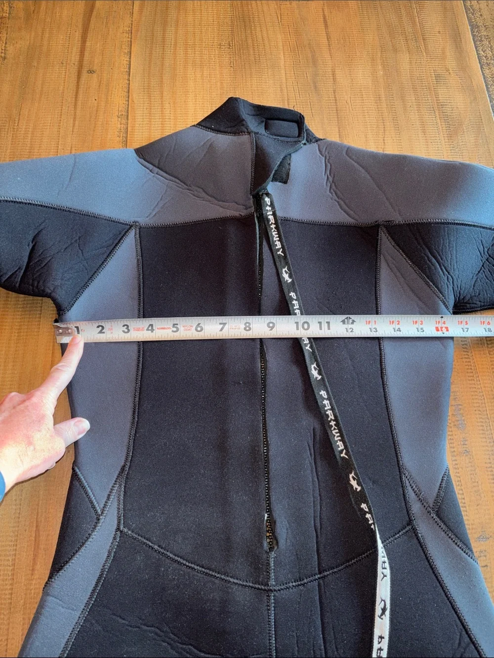 Parkway T1 Titanium 10 mm Women’s Black Full-Body Wetsuit - Long Sleeve size 12